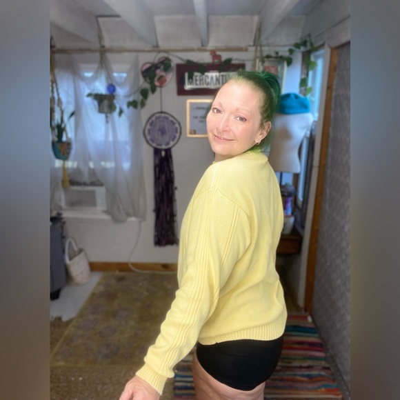 Vintage Boca Classic Men’s Yellow Preppy Gold Sweater Size Large - Picture 13 of 14